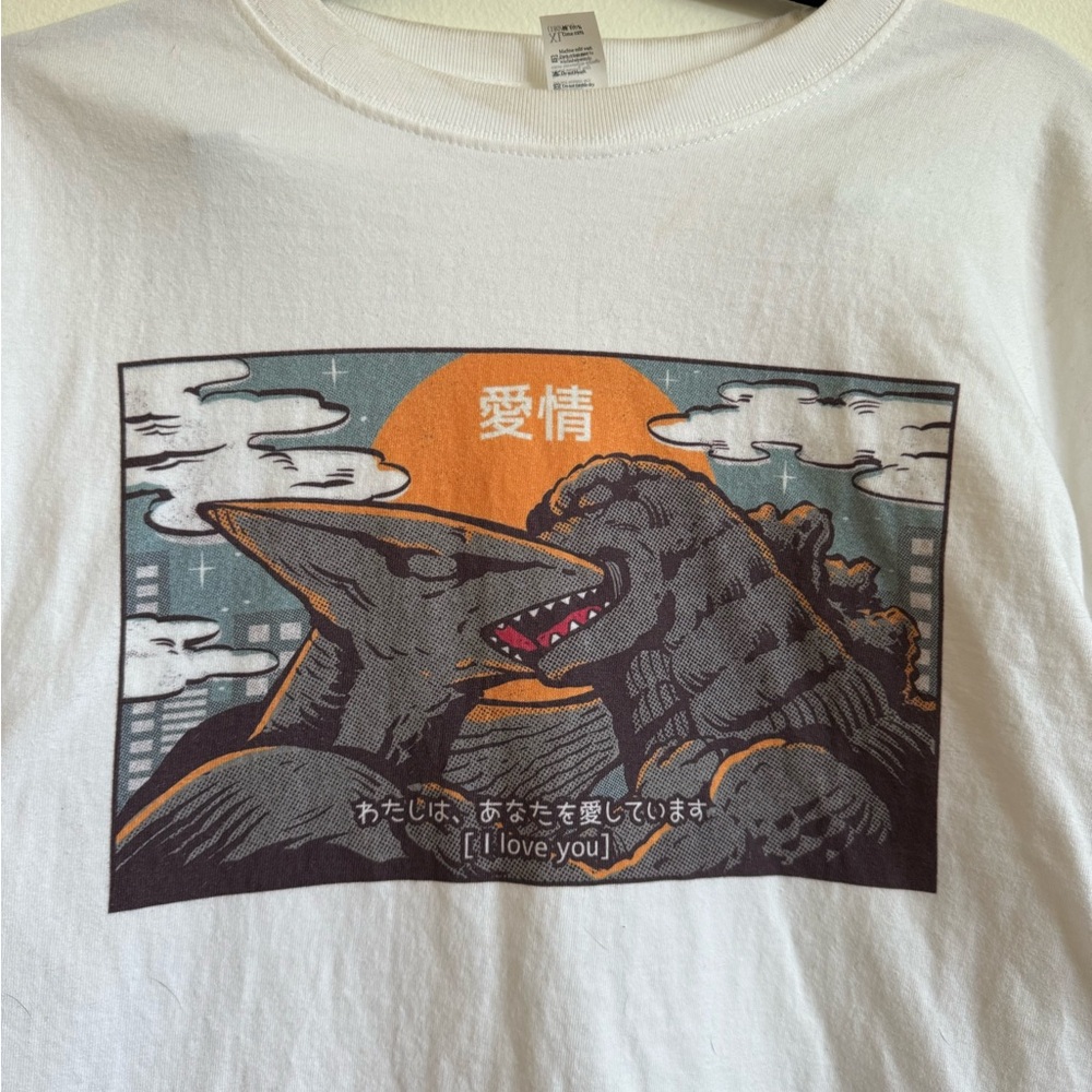 Kaiju love graphic tee